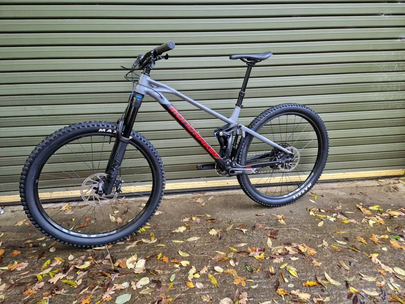 Ex-Hire Mondraker Foxy 29 Inch Enduro Full-Suspension MTB - Black / Grey / Red-1